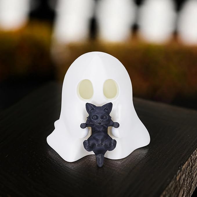 1 Pcs Halloween Ghost Figurine Cute Desktop Ornament Cute Cartoon Little Ghost Hugging Kitten Designs 3D Printing Spooky Halloween Statue for Home Offince Art Display Decor Suppies