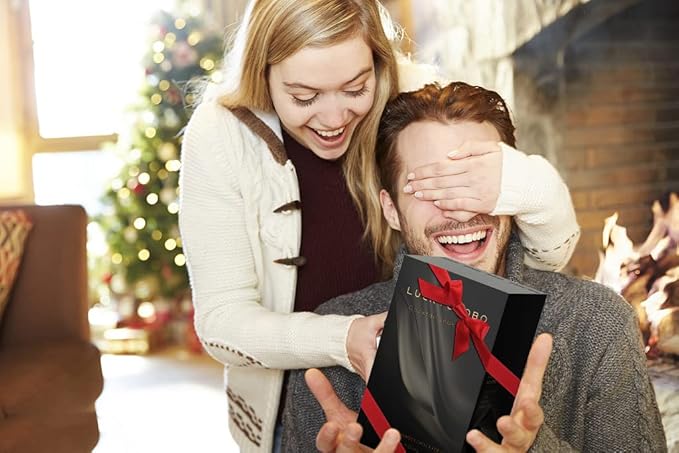 Cocktail Shaker Set,24 oz Martini Shaker,Bartender Kit with Stand,Stainless Steel Martini Mixer Built-in Strainer,Bar Tool Set,Drink Shaker,Fun Gifts. (Black)