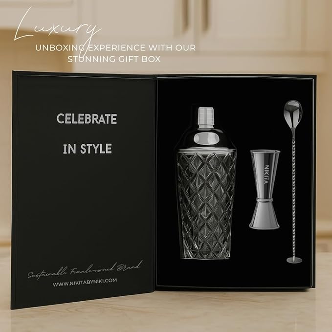 Silver Cocktail Shaker Glass Set - 5 Piece Martini Shaker Set with Strainer, Jigger, Spoon & Muddler - 16oz Crystal Shaker - Ideal Gift for Home Bar & Drink Trolley Décor