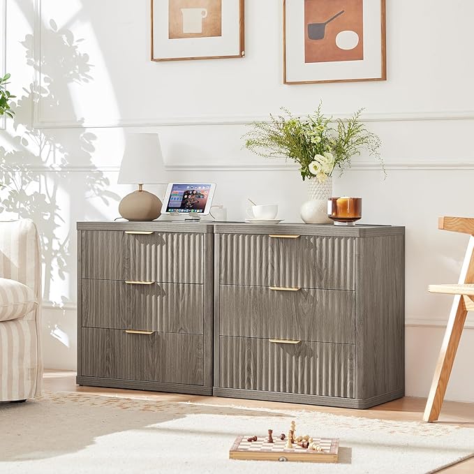 LEYAOYAO 23" Wide Fluted Night Stand with Charging Station,3 Drawers Large End Table with Storage,Grey Nightstand Wood Bedside Tables, Farmhouse Cabinet Dresser for Bedroom,Closet