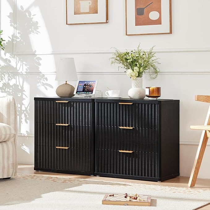 LEYAOYAO 23" Wide Fluted Night Stand with Charging Station,3 Drawers Large End Table with Storage,Black Nightstand Wood Bedside Tables, Farmhouse Cabinet Dresser for Bedroom,Closet