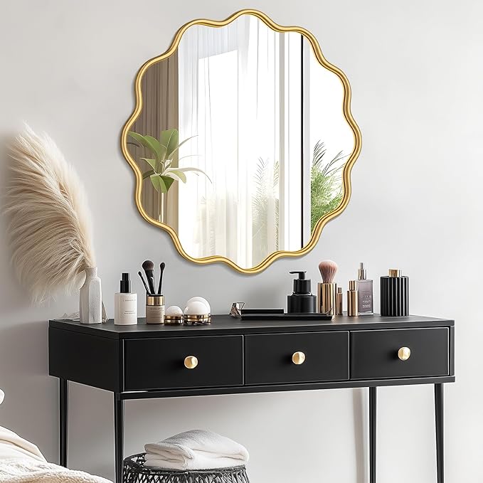 PROHOMEWARE Gold Round Mirror 32 Inch Wavy Bathroom Vanity Mirror Gold Frame Modern Wall Mirror Decorative Wall-Mounte Anti-Rust, Tempered Glass