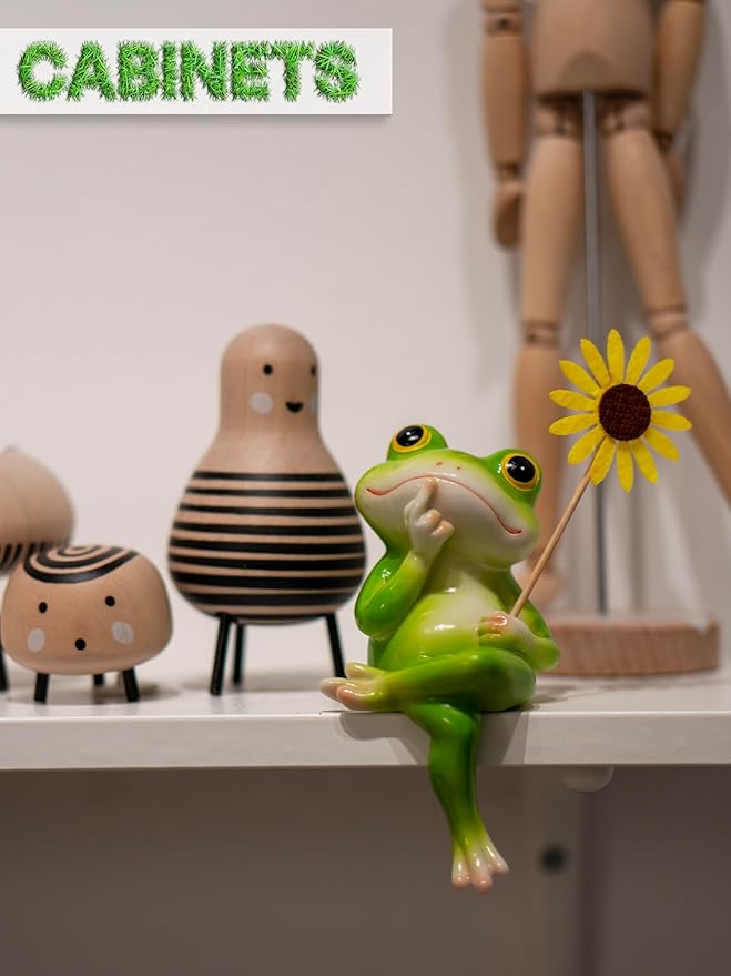 Frog Figurine, Funny Frog Statue with Removable Flower, DIY Customizable Office Home Decor for Living Room Shelf Desk Accessories, Outdoor Yard Garden Decorations, Birthday Gifts for Women