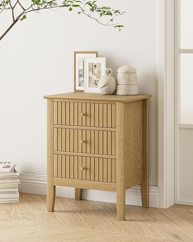 Fluted Nightstand, Farmhouse Night Stand with 3 Drawers, Mid Century Modern Side Accent Table,Bedside End Table for Bedroom, Living Room, Oak