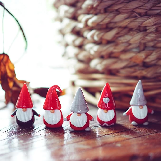 H&D HYALINE & DORA 5Pcs Glass Christmas Gnomes Figurines,Handmade Christmas Gnomes Decorations,Mini Glass Santa Figurines for Home Table Top Decor