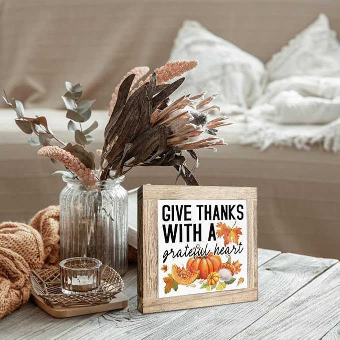 Fall Decor, Give Thanks with A Grateful Heart Signs, Pumpkin Harvest Decoration, Thanksgiving Home Farmhouse Decors, Wooden Decorative Fall Signs, Box Sign Wood Desk Sign Decor 5.9X5.9X0.7inches