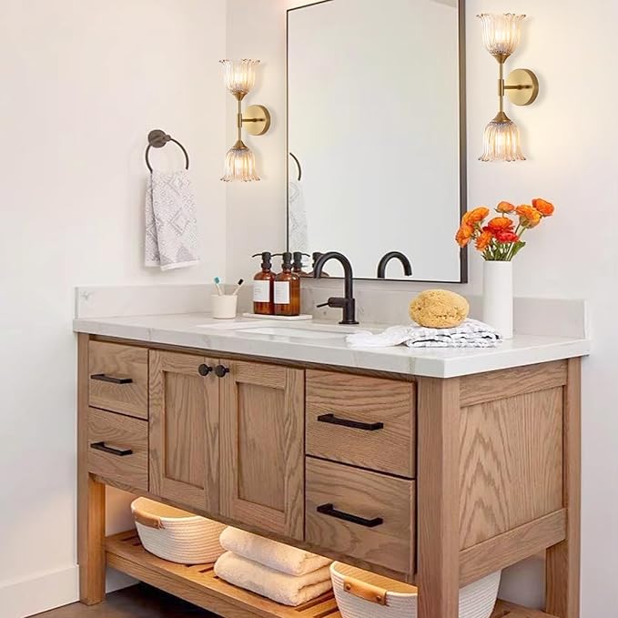 2-Lights Gold Wall Sconce with Amber Glass Shades Modern Mid Century Bathroom Vanity Wall Light Fixtures Industrial Brushed Brass Wall Lamp for Bedroom Mirror Living Room Restaurant