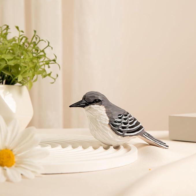 Handcrafted Wooden Mockingbird Figurine β Small Christmas Collectible Bird Decor for Shelf or Desk β Eco-Friendly Gift for Bird Lovers & Collectors