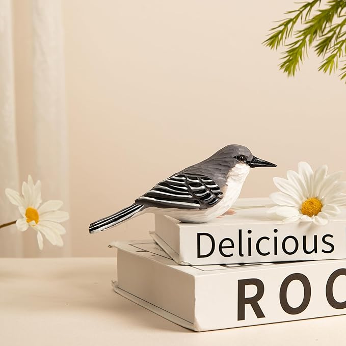 Handcrafted Wooden Mockingbird Figurine β Small Christmas Collectible Bird Decor for Shelf or Desk β Eco-Friendly Gift for Bird Lovers & Collectors