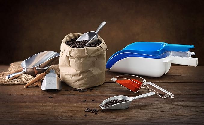 New Star Foodservice 34448 Polycarbonate Plastic Utility Ice Scoop, Clear, 64-Ounce