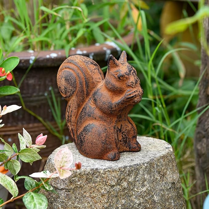 Sungmor Cast Iron Squirrel Statue, Vintage Animal Collection Figurines, Home Office Table Decor, Paperweight, Doorstop, Garden Lawn Cute Ornament, Rust Finish