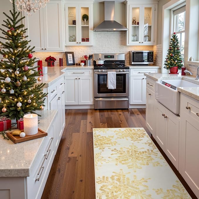 Lahome Snowflake Christmas Kitchen Rugs, 2x4 Christmas Entryway Rug Soft Non Slip Christmas Doormat Indoor, Small Rug Non-Slip Holiday Decor Washable Rugs for Bathroom Bedroom(2x4ft,Gold)
