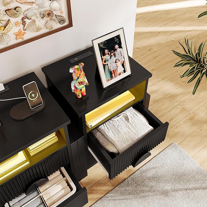 LGHM Large Fluted Nightstand with Charger Station Lights,20.47" W Night Stand with 2 Drawers,Accent Bedside Table and End Table,Semicylinder Drawer,Stable Raised Legs,Large Compartment,Black