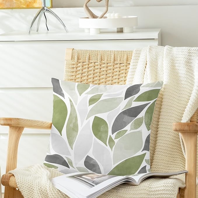 CaliTime Throw Pillow Cases Pack of 2 Cozy Fleece Falling Dahlia Floral Flowers Petals Decorative Cushion Covers for Couch Bed Sofa Farmhouse Decoration 22 X 22 Inches Sage Green Grey
