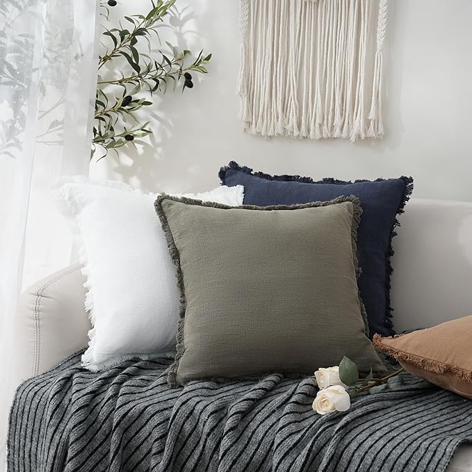 Foindtower Set of 2 Decorative Linen Fringe Throw Pillow Covers Cozy Boho Farmhouse Cushion Cover with Tassels Soft Accent Pillowcase for Couch Sofa Bed Living Room Home Decor, 16×16 Inch, Navy Blue