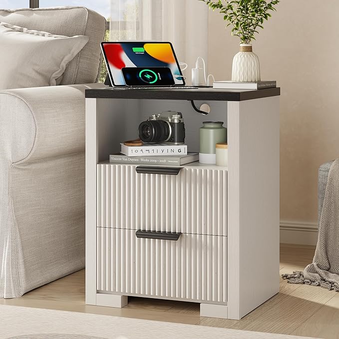 Fluted Nightstand Set of 2 with Charging Station,18" Night Stand with 2 Drawers,End Table with Storage, Bed Side Table for Bedroom,Modern Nightstand for Living Room, White