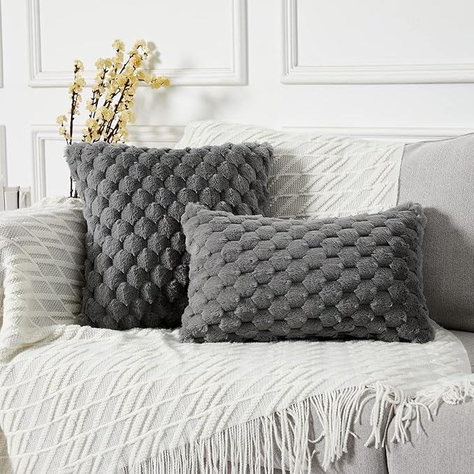 Yaertun Pack of 2 Super Soft Cozy Decorative Throw Pillow Covers Fuzzy Plush Faux Fur Luxury Cushion Cover Pillowcase for Sofa Couch Bed Livingroom 20x20 Inch Grey