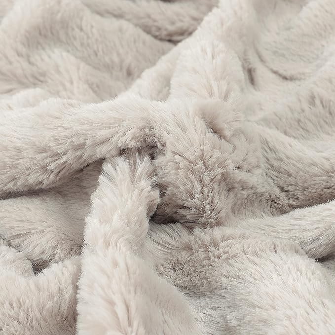 TOONOW Faux Fur Luxury Throw Blanket,Double Side Soft Fluffy Shaggy Fuzzy Blanket for Couch Sofa Bed (Pumice Stone, Queen Size)