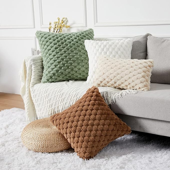 Yaertun Pack of 2 Super Soft Cozy Lumbar Decorative Throw Pillow Covers Fuzzy Plush Faux Fur Luxury Cushion Cover Pillowcase for Sofa Couch Bed Livingroom 12x20 Inch Beige