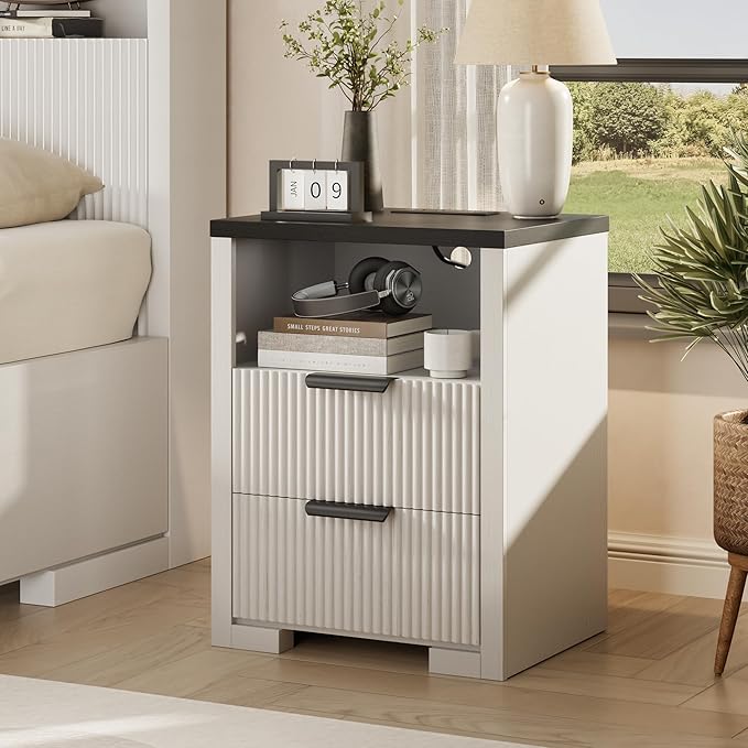 Fluted Nightstand Set of 2 with Charging Station,18" Night Stand with 2 Drawers,End Table with Storage, Bed Side Table for Bedroom,Modern Nightstand for Living Room, White