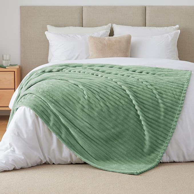 BEDELITE Fleece Throw Blanket for Couch - 300GSM Soft & Warm Fluffy Sage Green Blanket, Decorative and Giftable Striped Blankets for Women, Men, 50"x60"