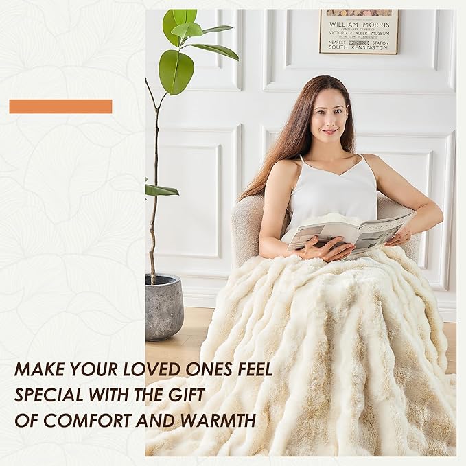 Luxury 1000GSM Faux Rabbit Fur Throw Blanket, Super Heavy Warm Cozy Blankets for Couch Bed Sofa, Bubble Plush Fuzzy Elegant Soft Reversible Mink Blanket for Living Room Bedroom, Cream White