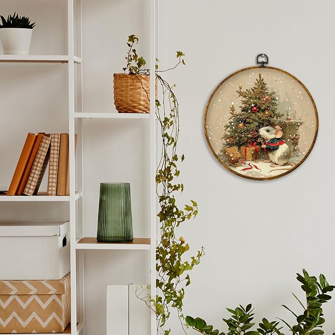 XPH Vintage Christmas Mouse Round Wall Art Framed, Retro Christmas Tree Rat Circle Wall Decor, Cozy Winter Xmas Animal Hanging Canvas Prints for Home Bedroom Living Room Decoration, 10x10 Inch