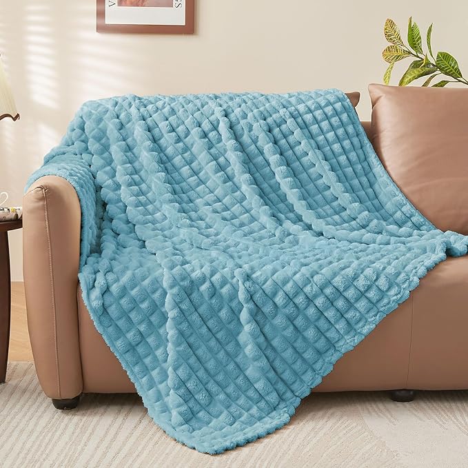 BEDELITE Washed Blue Throw Blanket Twin Size for Bed- Super Soft and Warm 3D Checkered Fluffy Fuzzy Fleece Blanket, Luxurious Plush Cozy Blanket for Room Decor Fall and Winter, 60x80 inches