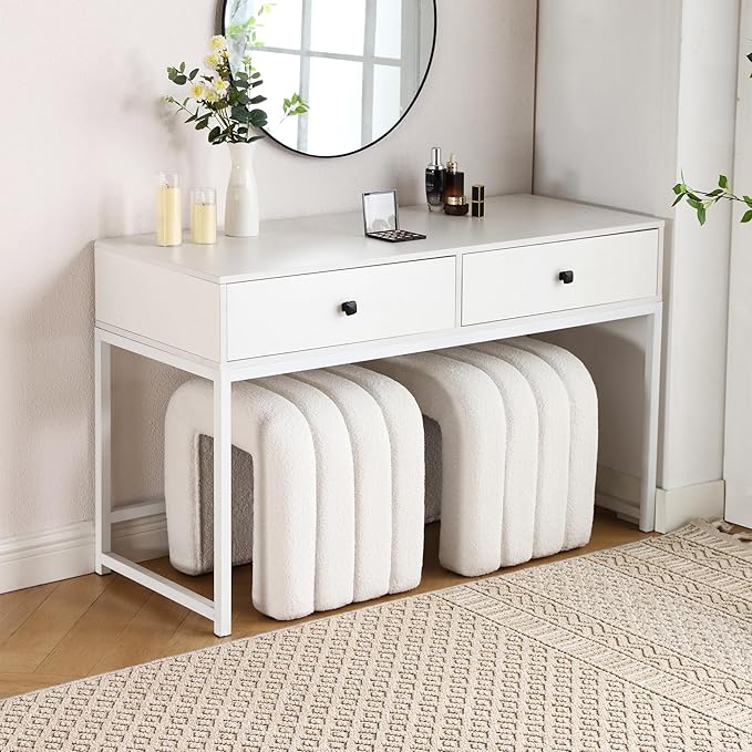 Multi-Functional Ottoman Stool, Footrest for Couch, Modern Vanity Stool for Make-up Room, Living Room and Entryway, Small Cute Footstool (White Teddy Fleece)
