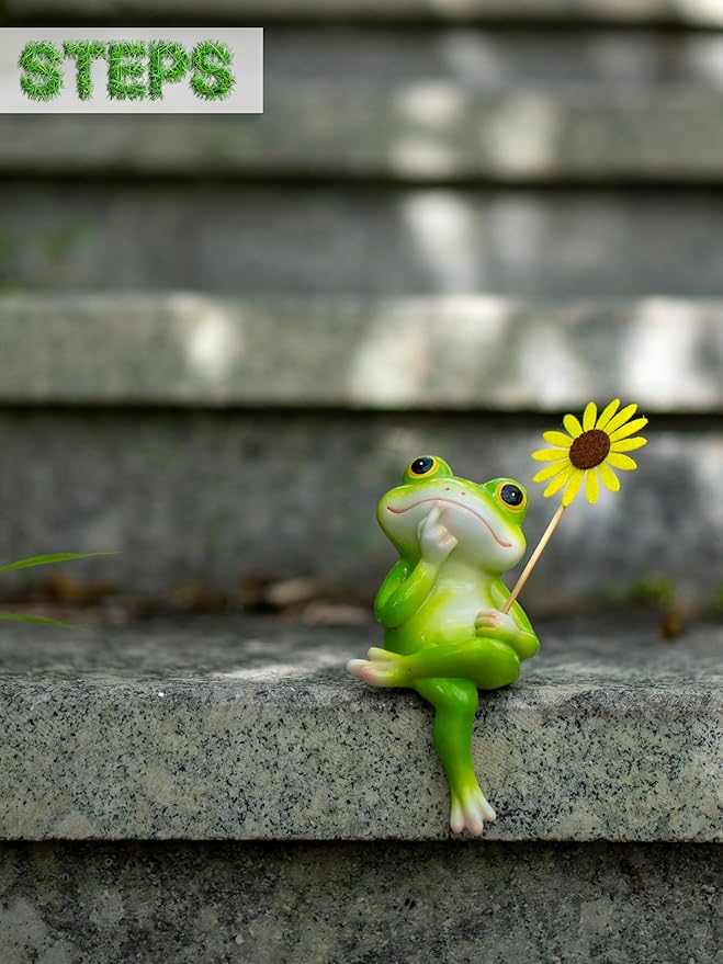 Frog Figurine, Funny Frog Statue with Removable Flower, DIY Customizable Office Home Decor for Living Room Shelf Desk Accessories, Outdoor Yard Garden Decorations, Birthday Gifts for Women