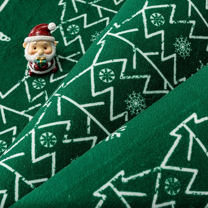 Christmas Green Area Rug 8x10 Washable Living Room Carpet Xmas Snowflake Holiday Decor Indoor Bedroom Throw Rug Decorative Non Slip Soft Low Pile Large Carpet Dining Room Office Nursery
