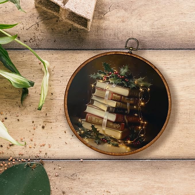 KSDUT Vintage Christmas Wall Decor Art - Retro Book Christmas Wall Art Canvas Frame Hanging Prints, Merry Xmas Holiday Round Wall Art Decor for Home Farmhouse Decorations 10"x10"