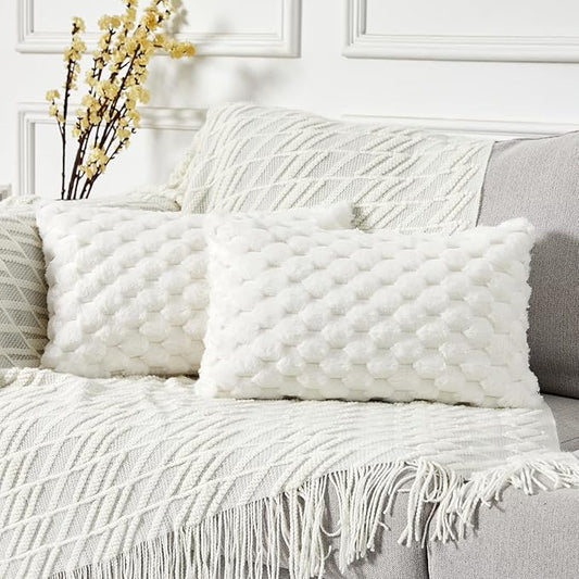 Yaertun Pack of 2 Super Soft Cozy Lumbar Decorative Throw Pillow Covers Fuzzy Plush Faux Fur Luxury Cushion Cover Pillowcase for Sofa Couch Bed Livingroom 12x20 Inch White