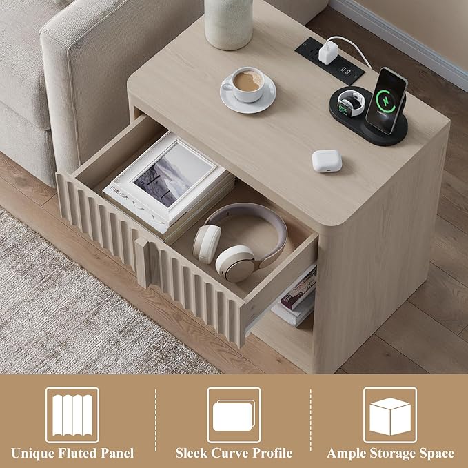 Fluted Nightstand Set of 2 with Charging Station, 23.6" Wood End Table with Solid Wood Handle, Curved Profile Design, Mid Century Moden Bedside Table for Bedroom, Natural Oak