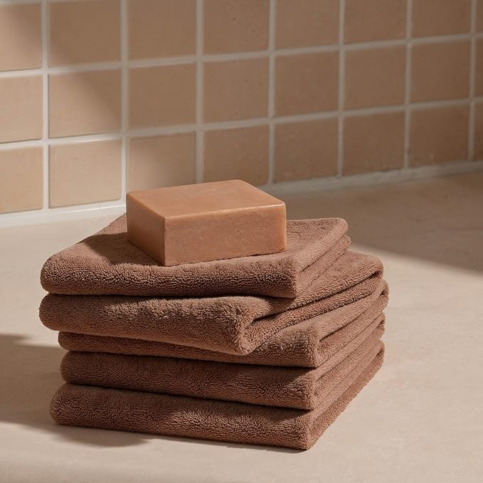 Italic Ultraplush 100% Australian Cotton Hand Towels - Set of 2 Luxury Hand Towels, Ultra Soft and Highly Absorbent 800GSM for Bathroom,Shower, Hotel, and Spa (Clay)