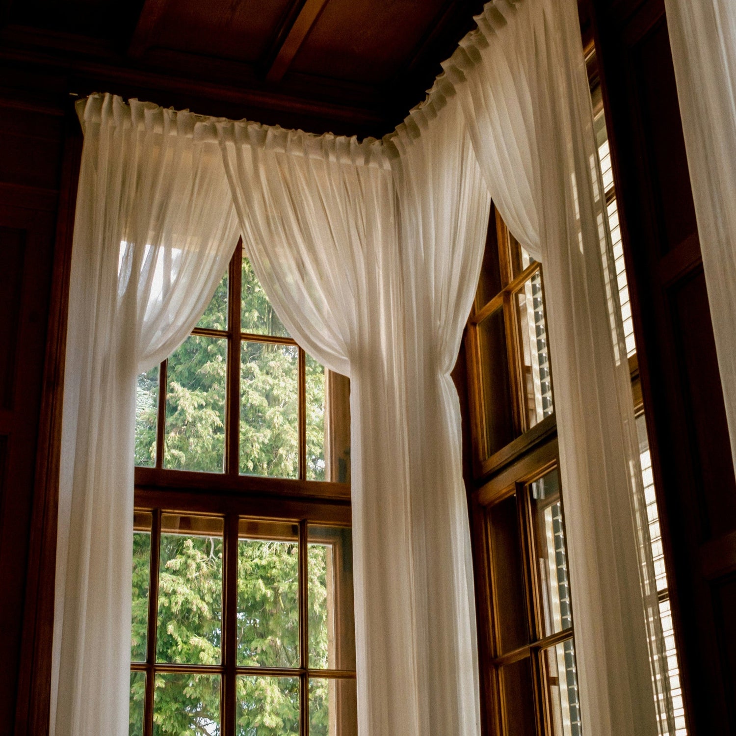 Curtains & Sheer Panels