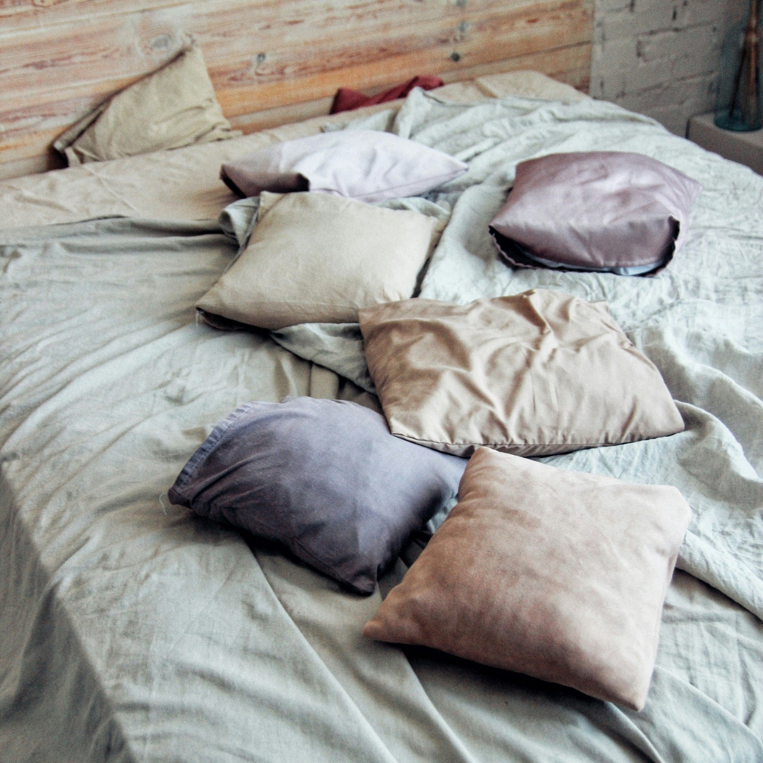 Pillow Covers & Throws