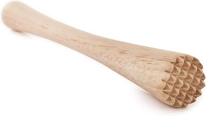 True Smash Wooden Muddler for Cocktails with Ergonomic Contoured Handle, Durable Cocktail Muddlers, Herbs and Fruit Crushers, Home Bar Accessories, 9.75", Set of 1