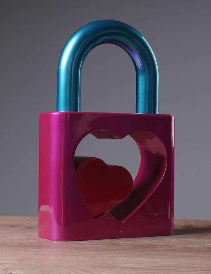 Abstract Sculpture Decor Modern Arts Lover Figurine Heart Decor Table Centerpiece Statue Polyresin 11.4 inch