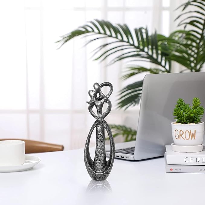 Resin Couple Home Decor Romantic Gift for Weddings Valentine's Day and Anniversaries Decoration Figurine for Girlfriend, Bridal Shower, Engagement (Little Retro)