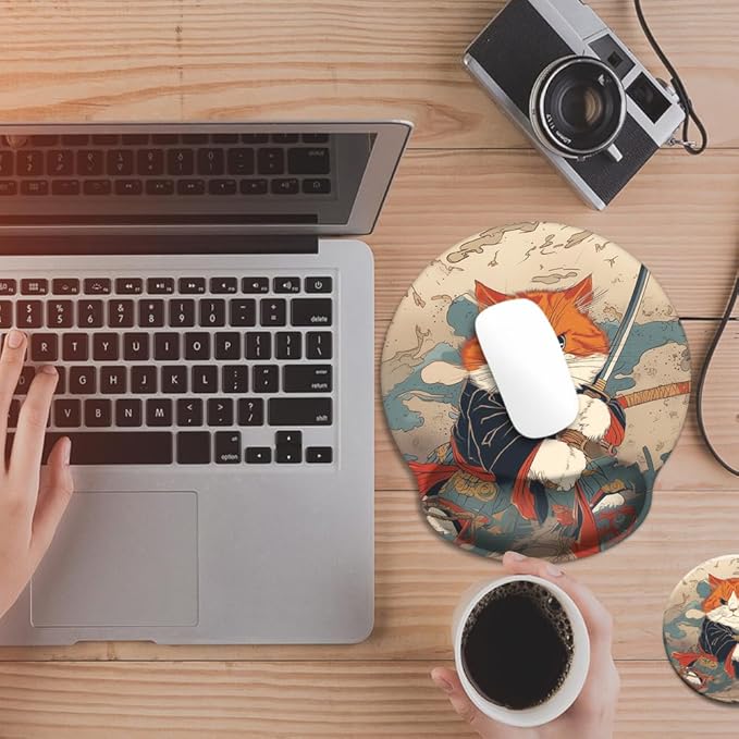 Mouse Pad with Wrist Support, Ergonomic Mouse Pad with Memory Foam Wrist Rest Cushion, Non-Slip Rubber Base Gaming Mice Pad for Home Office Computer Laptop,Japanese Cat