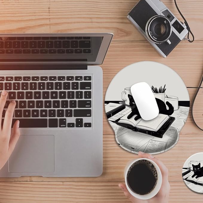 Mouse Pad with Wrist Support, Ergonomic Mouse Pad with Memory Foam Wrist Rest Cushion, Non-Slip Rubber Base Gaming Mice Pad for Home Office Computer Laptop,Black and White Cat