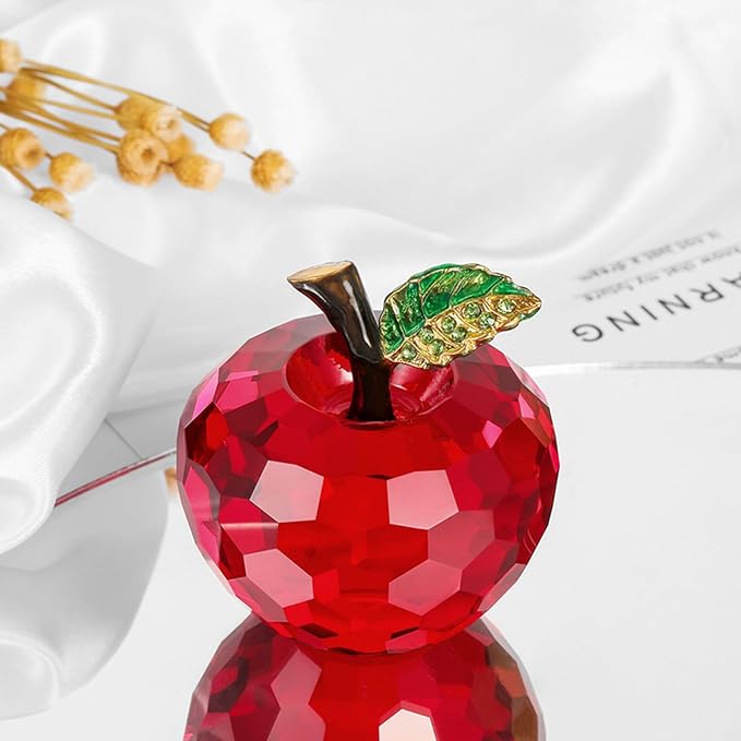 Crystal Apple Figurine Paperweight, Handmade Statue Ornament Home Decoration, Collectible Crystal Crafts, Come with Gift Box, Great Gift for Birthday Holidays Christmas (Red-60mm)