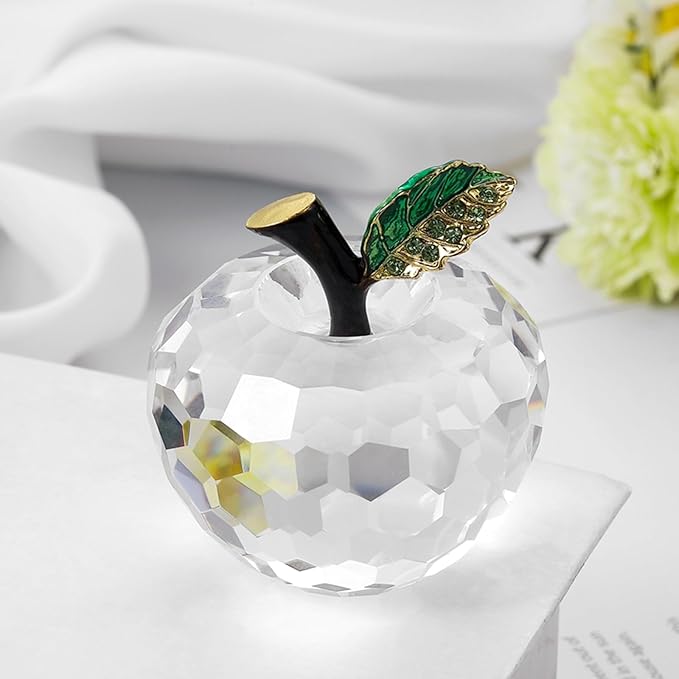 Crystal Apple Figurine Paperweight, Handmade Statue Ornament Home Decoration, Collectible Crystal Crafts, Come with Gift Box, Great Gift for Birthday Holidays Christmas (Clear-60mm)