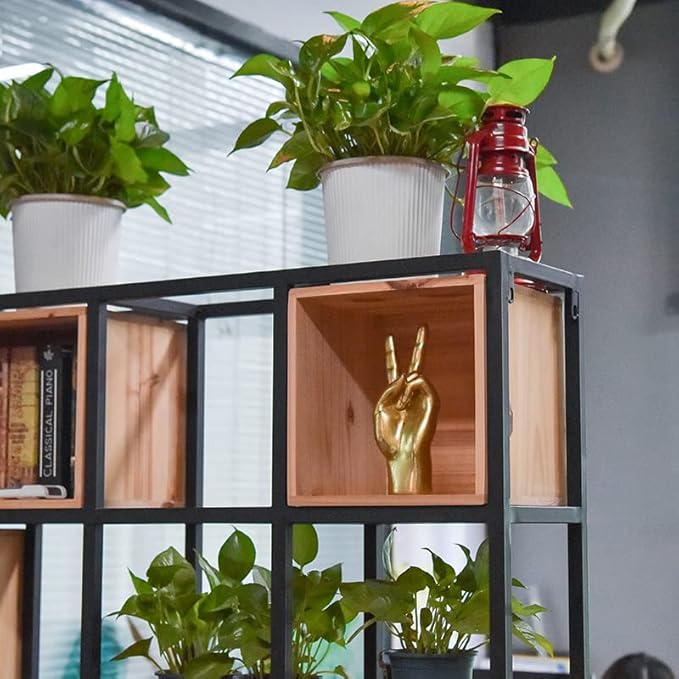 Gold Decor Peace “Victory” ASL Hand Sign, Classic Gesture Hand Sculpture 8.46 Inch Figurine