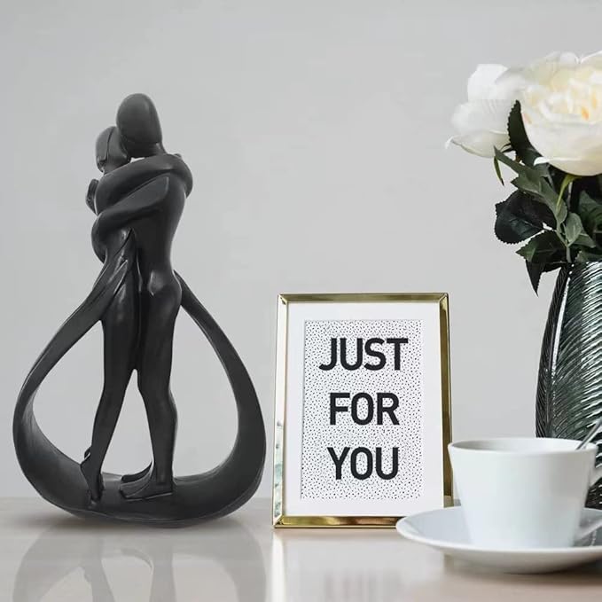 Resin Couple Modern Sculptures Home Decor Romantic Gift for Weddings Valentine's Day and Anniversaries Decoration Figurine for Girlfriend, Bridal Shower, Engagement (Black)