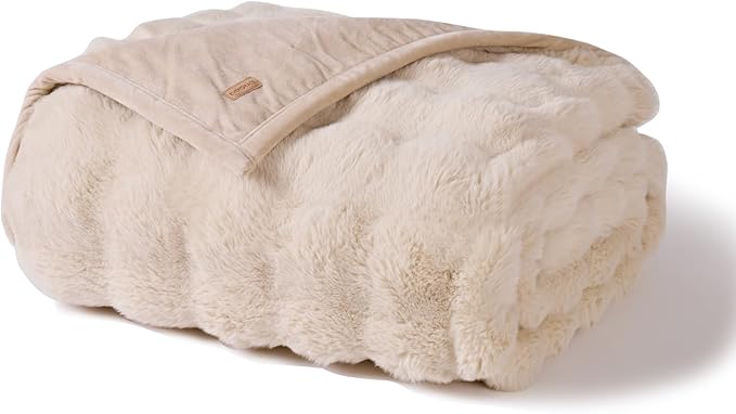 EverGrace Ultra Soft Luxury Fluffy Faux Rabbit Fur Throw Blanket, Thick Warm Bubble Throw for Bed, Cozy Plush Reversible Blankets for Couch, Chair, Sofa, Cream, 50x60 Inches