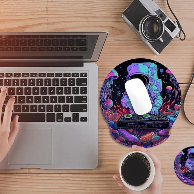 Mouse Pad with Wrist Support, Ergonomic Mouse Pad with Memory Foam Wrist Rest Cushion, Non-Slip Rubber Base Gaming Mice Pad for Home Office Computer Laptop,Cyberpunk Space