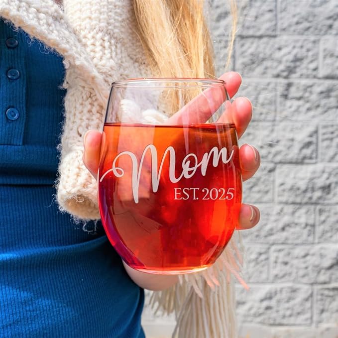 Blue Ridge Mountain Gifts - Set of Glasses for Mom and Dad - Choose from 9 Different Types of Glassware - Baby Shower, Gender Reveal Party, Pregnancy Announcment - Personalized and Laser Engraved