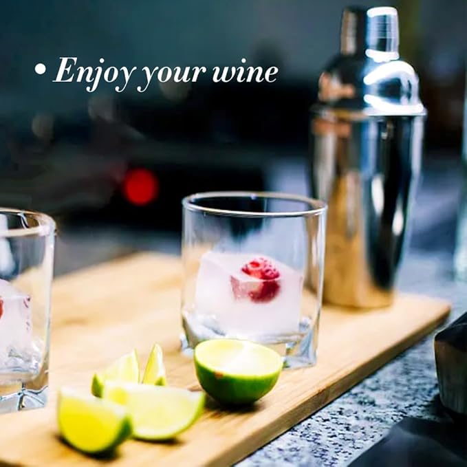 Cocktail Shaker,Drink Mixer with Built-in Strainer for Mixing Drinks Margaritas,Beginner Friendly Mixer Bar Utensil Tool (Sliver-01)